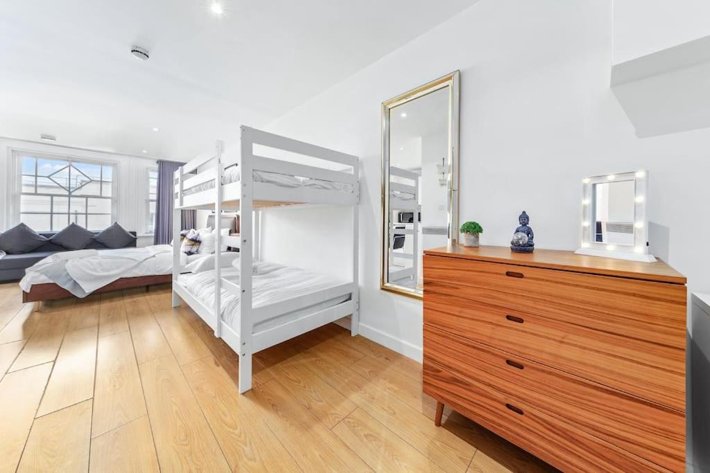 Spacious And Delightful Sleep 5 Piccadilly Vrc Лондон Экстерьер фото