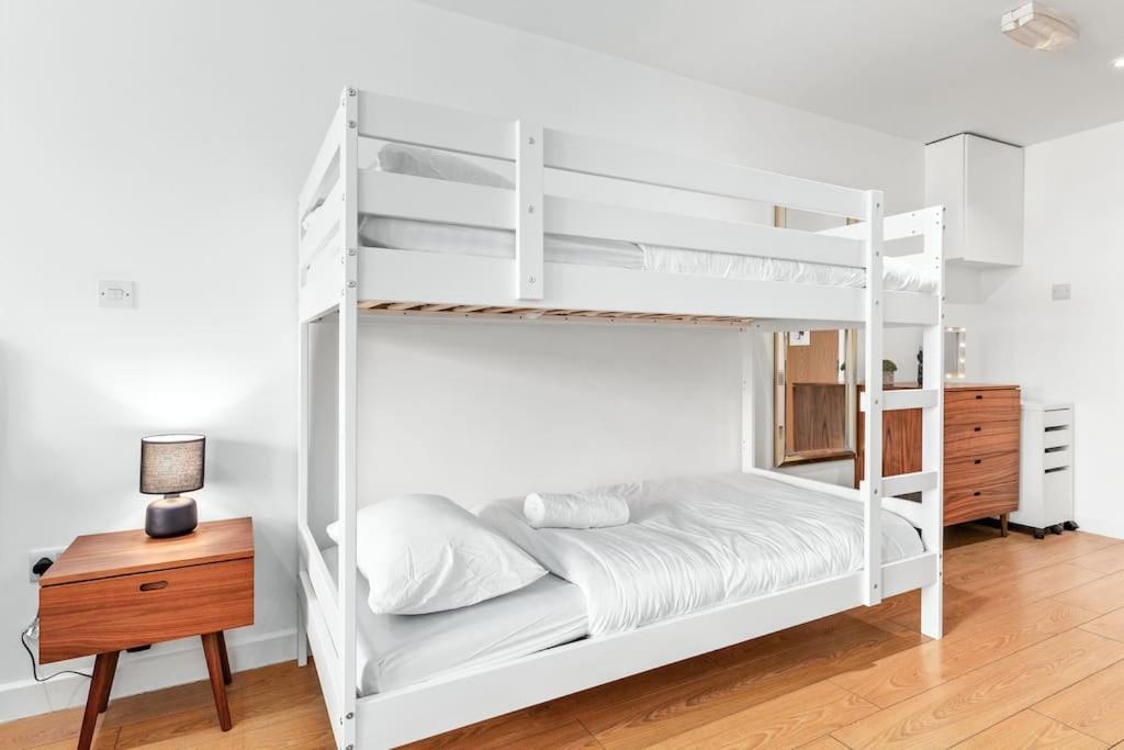 Spacious And Delightful Sleep 5 Piccadilly Vrc Лондон Экстерьер фото